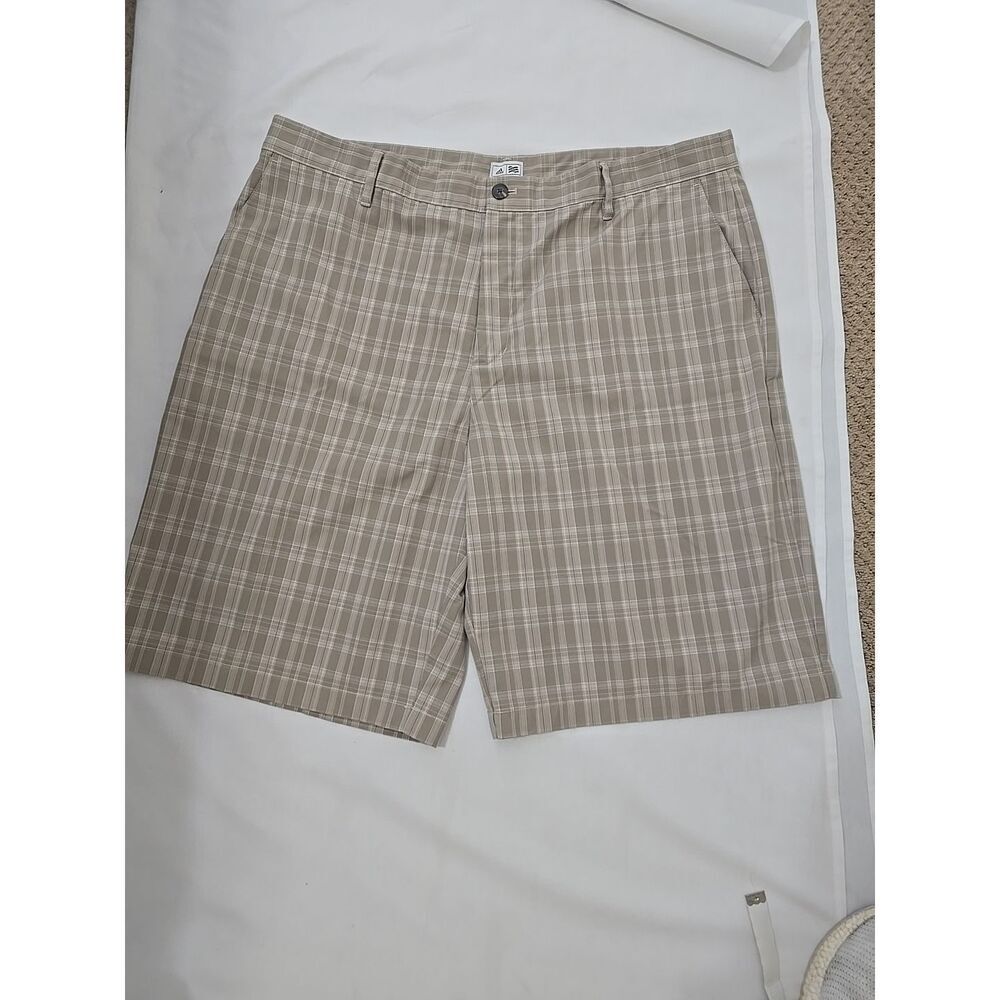 Adidas Shorts Men 40 plaid